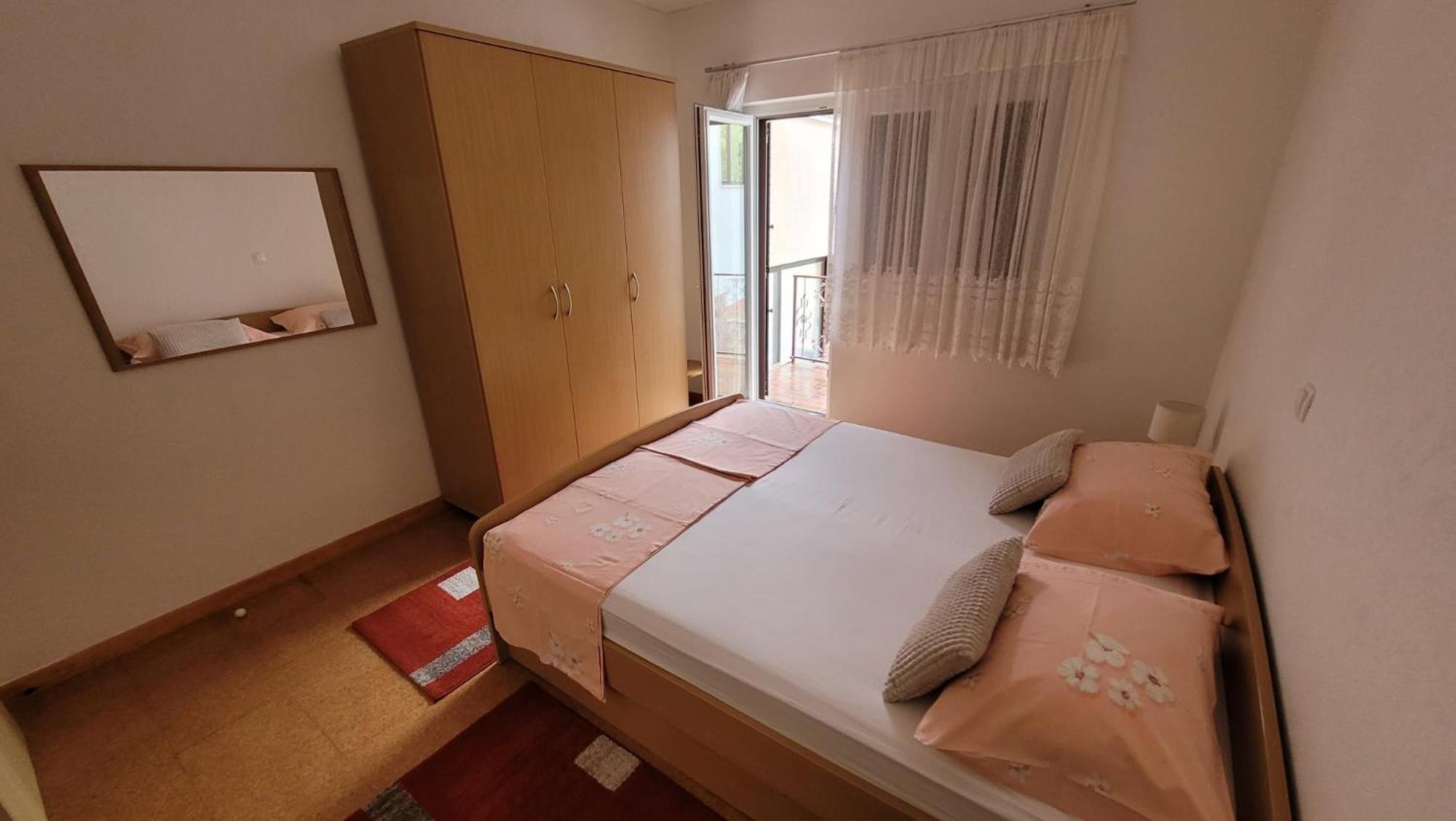 Apartmani Marijanovic Макарська Екстер'єр фото