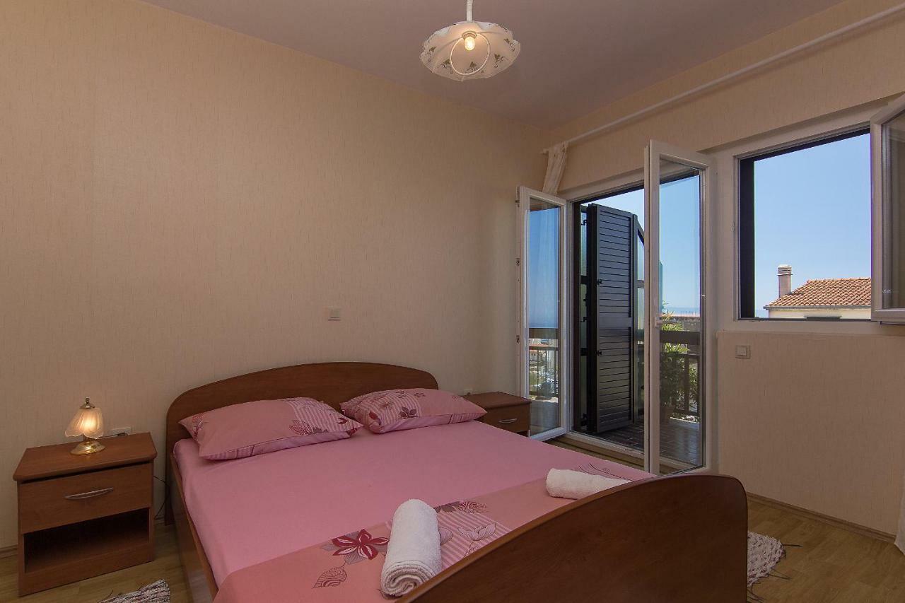 Apartmani Marijanovic Макарська Екстер'єр фото