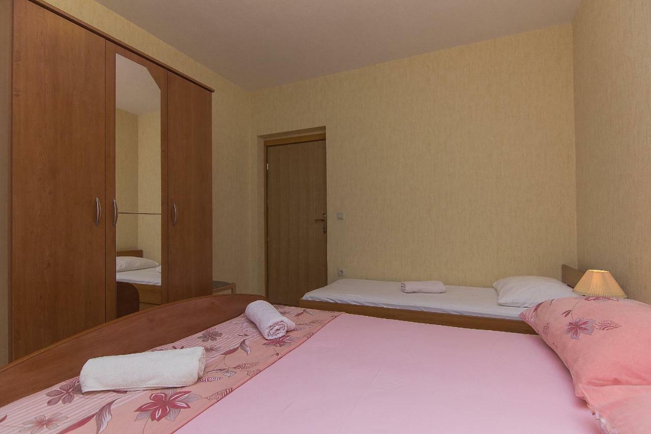 Apartmani Marijanovic Макарська Екстер'єр фото